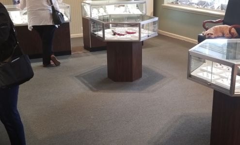Robert's Jewelry & Designs Inc business photo
