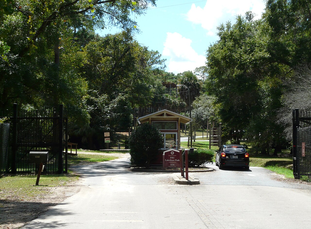 Entrance to FSU Lakefront Park, Florida State University